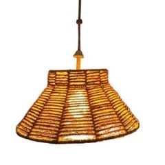 ナチュラル素材　シェードの画像