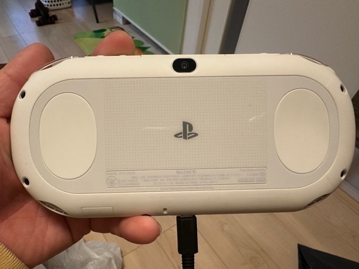 ps vita pch2000