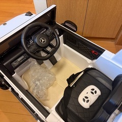 メルセデスベンツ電動乗用車 ホワイト 乗用ラジコンカーの画像