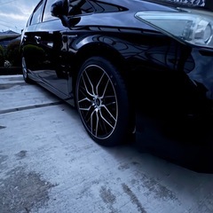 30プリウス社外ホイール１７インチ
の画像