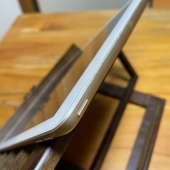 Apple iPad ゴールド 第5世代 128GB Wi-Fiモデルの画像