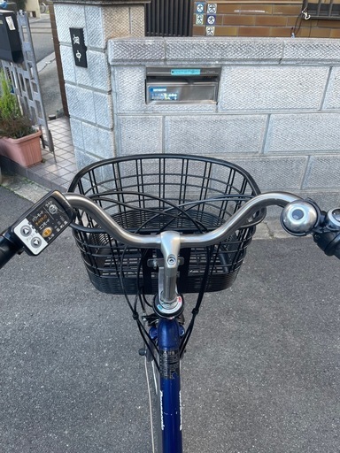 【電動アシスト自転車 Panasonic】  Panasonicの電動アシスト自転車です。   バッテリー8.9Ah・