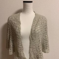 Nîmes かぎ針編み　薄いグレー　ストールの画像