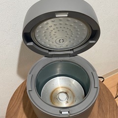 お取引者様決定　ヤマゼン　炊飯器　3合　マイコン式の画像