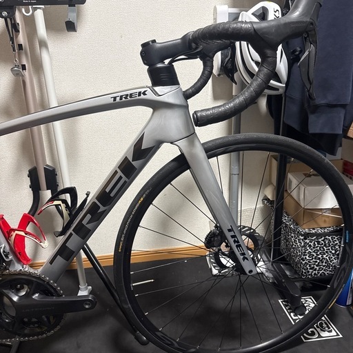 trek emonda 52サイズ