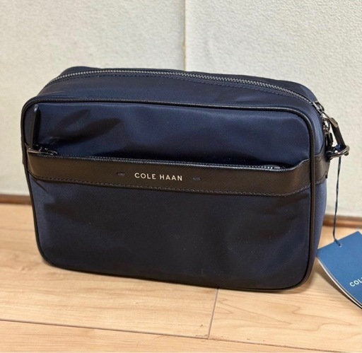 COLE HAAN　ショルダーバッグ