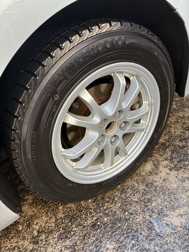 プリウス 185/65R15 ヨコハマスタッドレス、純正アルミホイールセット