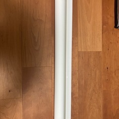 ニトリロールスクリーン、テンションバー
の画像