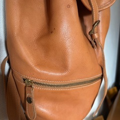 Folna フォルナ レザー　リュック　キャメル 本革の画像