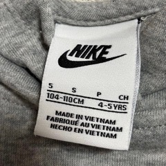 子供服　キッズパーカーの画像