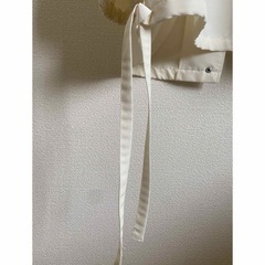 【3月中旬まで‼️】アイボリーパーカー【おまけ付】の画像