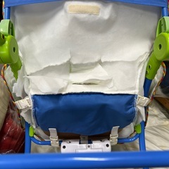 ベビー用トドラーロッカーの画像