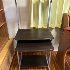 パソコン台の画像