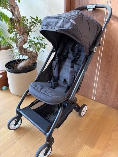 cybex コンパクトベビーカー