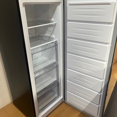 【2023年製】美品　
ハイアール　冷凍庫　　161㍑の画像
