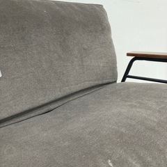 ブラウンの2人掛けソファーのご紹介です！の画像