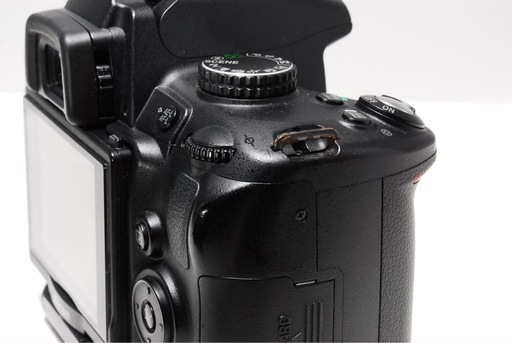 届いてすぐに使えるセット自撮り Nikon D5000 デジタル一眼レフ スマホ転送OK AF-S 55-200mm 