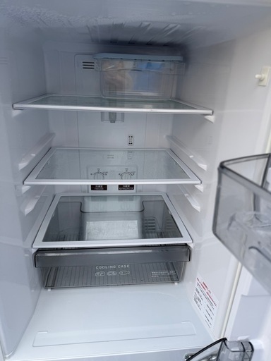 MITSUBISHI 三菱 ノンフロン冷蔵庫 MR-P15J-W 2024年製