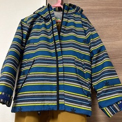 キッズ　スキーウェアの画像