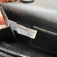 CHARLES & KEITH バッグの画像