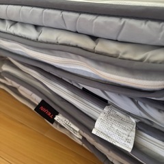 【取引中】敷布団3つの画像