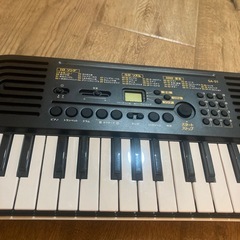 CASIO 電子ピアノの画像
