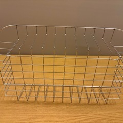 
ステンレス製の水切りカゴの画像