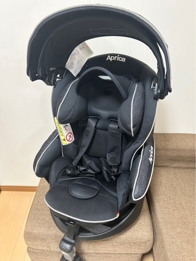【取引中】チャイルドシート（新生児〜18kg）