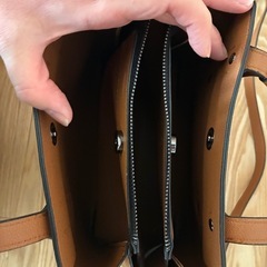 【High-Line】ハンドルロングストラップスクエアバッグの画像