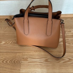 【High-Line】ハンドルロングストラップスクエアバッグの画像