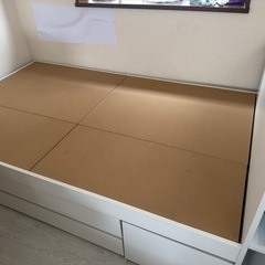 定価▶︎7万 ベッド セミダブル  大容量収納の画像