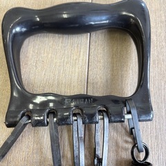 筋トレ　胸用エキスパンダーの画像