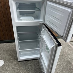 ハイセンス 120L 2ドア 冷凍冷蔵庫 2022年 HR-B1202の画像