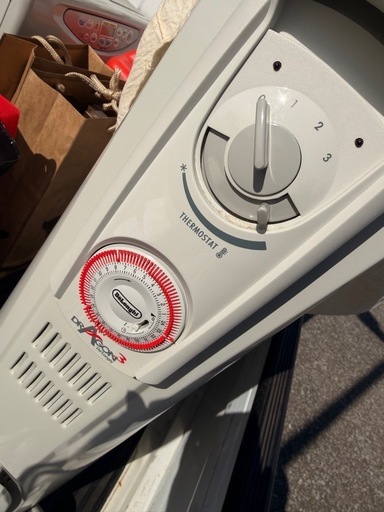 De'Longhi デロンギ 1500Wオイルヒーター ドラゴン3 4～10畳 X字型フィン タイマー付き D081569EFS