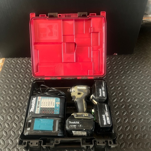 makita インパクトドライバー