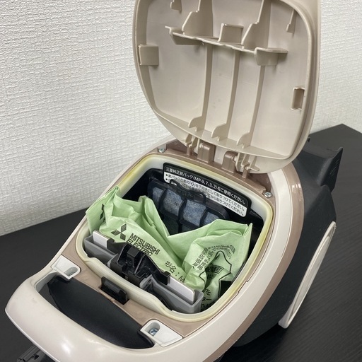 ご来店限定】＊ MITSUBISHI 紙パック式 掃除機 2022年製＊0220-18