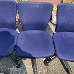 OKAMURAオカムラビジネス用OAチェア青中古美品洗浄済の画像