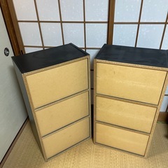 3段カラーボックスの画像