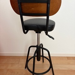 ニトリ　カウンターチェアの画像