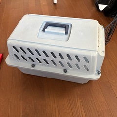 ペットカゴの画像