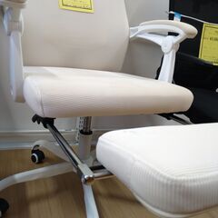 リユースのサカイ浦和店 【H276】★デスク回転チェア ホワイトの画像