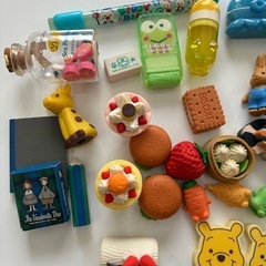 消しゴムセット　まとめ売りの画像
