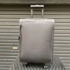 ✨美品✨無印良品　撥水加工　ポリエステルジャバラポケット　四輪キャリー　中サイズ　鍵付き　キャリーバッグ　スーツケースの画像