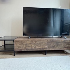 テレビボードの画像
