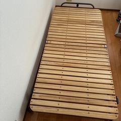 折りたたみベッドの画像