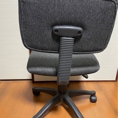 [非対面可] キャスター付き椅子　無料の画像