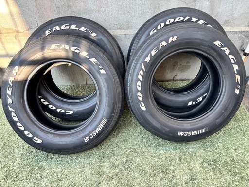 グッドイヤー タイヤ195/80R15  4本セット