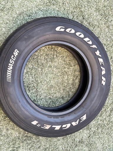 グッドイヤー タイヤ195/80R15  4本セット