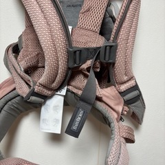 抱っこ紐（BABY BJORN）の画像