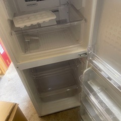 三菱製2005年式冷蔵庫の画像